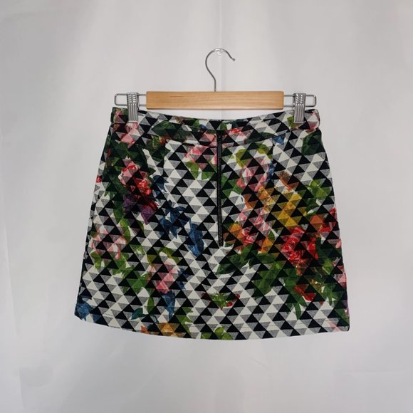 Topshop Mini Skirt Size 6 Colorful Floral - Picture 2 of 4